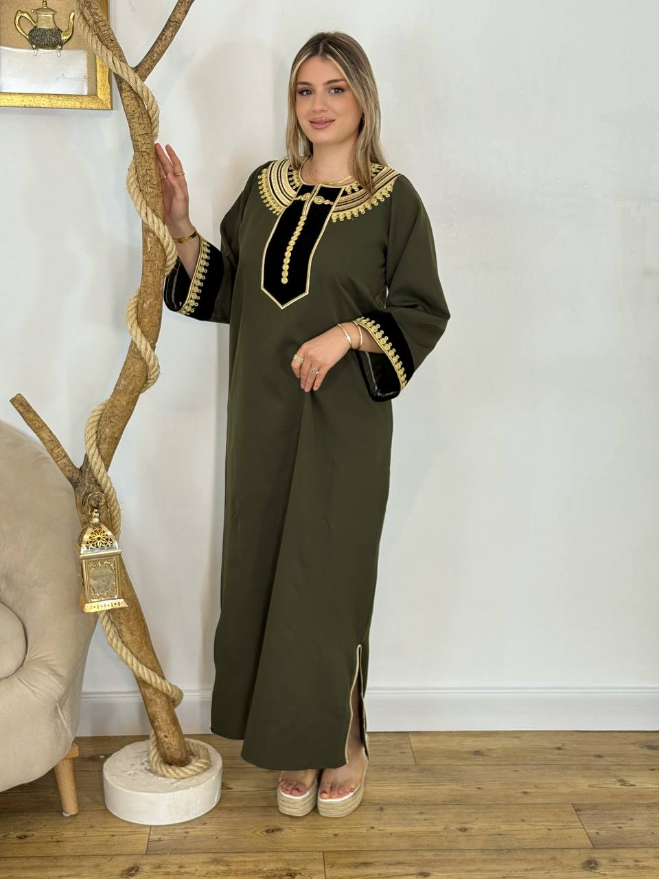 LA ROBE ELIA PROMO 30%التوصيل مجاني